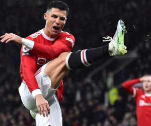 Cristiano Ronaldo chỉ là kẻ trốn chạy sau lớp vỏ bọc vĩ đại