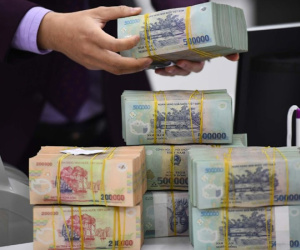 Bất ngờ một 'ông lớn' ngân hàng giảm lãi suất cho vay