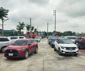 Bất chấp thị trường trầm lắng, đất đấu giá khu vực này vẫn cao chót vót gần 170 triệu/m2
