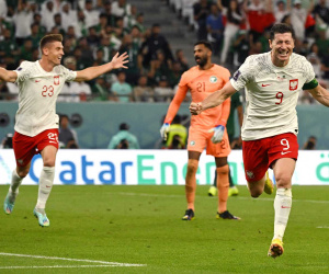 Lewandowski 'mở tài khoản' tại World Cup, Ba Lan đút túi 3 điểm