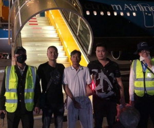 'Ẩn mình' làm nghề xây mộ, kẻ cướp bị bắt sau gần 30 năm truy nã