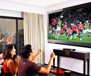 Quá phấn khích khi xem bóng đá cũng ảnh hưởng sức khỏe