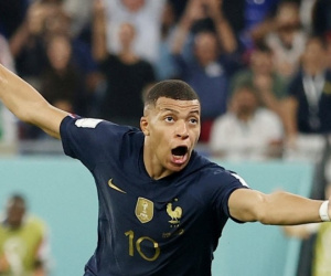 Mbappe quá đẳng cấp, Pháp giành vé đầu tiên qua vòng bảng