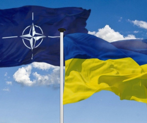 ‘Dốc cạn’ kho vũ khí cho Ukraine đối phó Nga, các thành viên NATO báo động đỏ