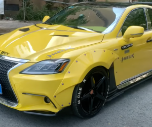 Ô tô Lexus đâm xe CSGT đã độ quá nhiều, khó vượt qua cửa đăng kiểm