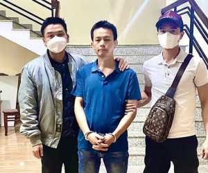 Kẻ truy nã sống bằng danh phận anh ruột suốt 16 năm