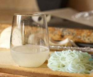 Đun nước với hành tây uống, lợi ích kỳ diệu