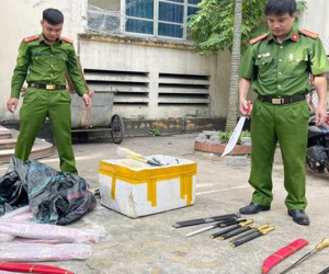 Quảng cáo vũ khí trên Tiktok, thanh niên bị công an ‘sờ gáy’