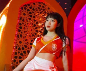 Bị chọc ngoáy không có gì ngoài nhan sắc, hotgirl Nóng cùng World Cup 2022 tung ra bằng ĐH loại xuất sắc
