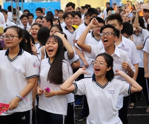 NÓNG: Học sinh TP HCM chính thức được nghỉ Tết Quý Mão 12 ngày