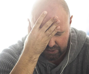 Căn bệnh khiến người đàn ông không thể ngừng nói dối