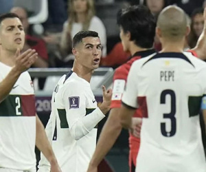 Ronaldo phủ nhận 'chửi' HLV sau trận thua Hàn Quốc