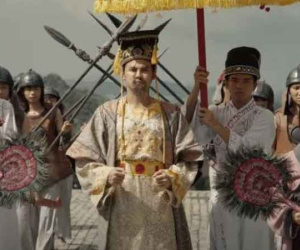 Rổ 'sạn' phim sử Việt vừa mất trắng 8 tỷ: Sát thủ nhuộm tóc, có nhẫn vàng trắng và cả tiếng guitar điện