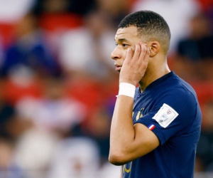 Mbappe tập riêng ngay trước thềm tứ kết, cổ động viên Pháp đứng ngồi không yên