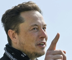 Elon Musk mất danh hiệu người giàu nhất thế giới