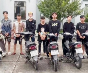 Thiếu niên 15 tuổi cầm đầu băng nhóm chuyên vác mã tấu chặn cướp người đi đường