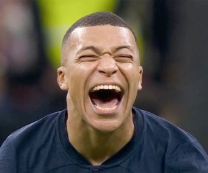 Mbappe cười lớn khi chứng kiến đồng nghiệp người Anh sút phạt đền vọt xà