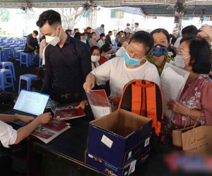 Bị hại của Công ty Alibaba: Người muốn nhận tiền, người quyết đòi lại đất