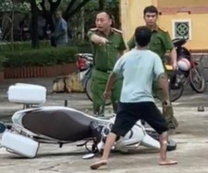 Phó trưởng công an phường bị đuổi chém trọng thương khi làm nhiệm vụ