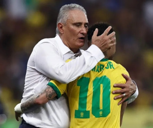 Neymar chưa hết đau đớn, viết tâm thư cho HLV Tite