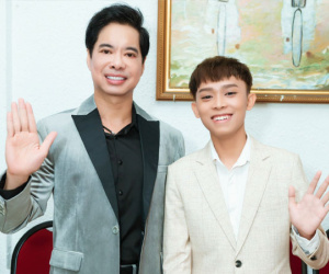 Hồ Văn Cường được khán giả tặng 'cơn mưa' tiền và vàng khi đi diễn, ai là người quản lý?