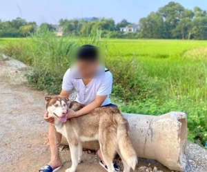 Bóc phốt 'anh bạn thân quen 3 năm' không tôn trọng nhau, ngủ lại phòng em hàng xóm của mình, cô gái bị dân tình hỏi tréo ngoe: 'Có phải bồ đâu mà ghen?'