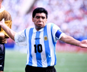 Bạn có biết trận hòa duy nhất trong lịch sử giữa Argentina và Croatia đã bị dàn xếp bởi Maradona?