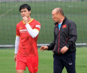 HLV Park Hang-seo: 'Công Phượng xin không lên tuyển Việt Nam'