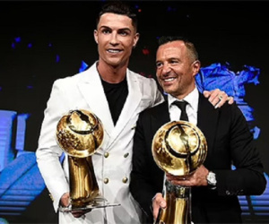 Mối quan hệ giữa Ronaldo và 'siêu cò' Mendes đang đổ vỡ