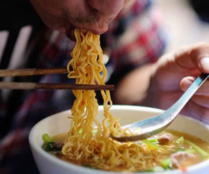 5 lưu ý cơ bản mà người 'nghiện' mì tôm cần ghi nhớ để tránh rước họa vào thân