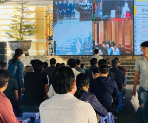 Ly kỳ người đàn ông chở hơn 7 tỉ đồng đến công ty CEO Nguyễn Thái Luyện
