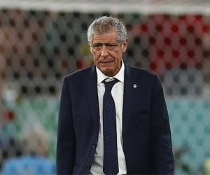 Bồ Đào Nha sa thải HLV Fernando Santos, Mourinho được gọi tên