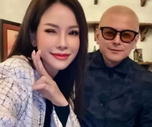 Lộ diện bên vợ siêu mẫu, không nhận ra con trai tỷ phú Hoàng Kiều