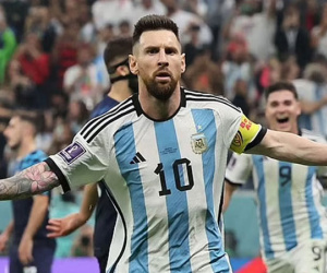 Messi trước cơ hội lập 'hat-trick' kỳ vĩ mới chỉ 8 cầu thủ làm được