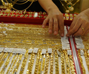 Giá vàng hôm nay 18/12: Tăng nhẹ cuối tuần
