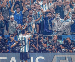 Điều tuyệt vời của Messi mà Maradona không bao giờ có được
