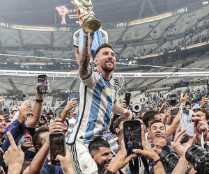 Messi và hành động đẹp nhất World Cup 2022: Thiên tài biết 'lấy đức phục nhân'