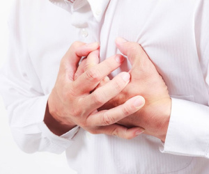 Phát hiện mắc bệnh hiếm sau khi thường xuyên đau ngực