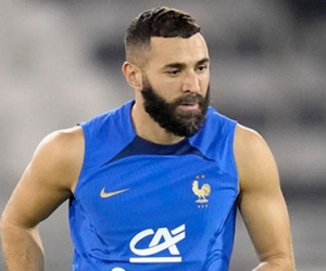 Benzema tuyên bố chia tay ĐT Pháp