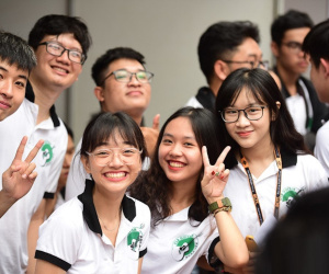 Chính phủ yêu cầu không tăng học phí năm học 2022-2023