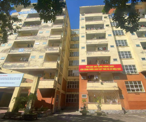 Sinh viên bỗng phải rời KTX: Bộ Giáo dục chờ báo cáo, Hải Phòng sẽ chỉ đạo khắc phục