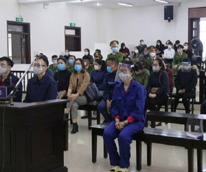 17 lãnh đạo, nhân viên ngân hàng hầu tòa vụ lừa đảo 433 tỷ đồng