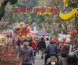 Hà Nội cấm đường trên nhiều tuyến phố để mở chợ hoa Tết