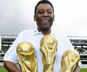 Sự thật thông tin 'vua bóng đá' Pele qua đời
