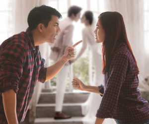 Người phụ nữ yêu cầu chồng vô sinh phải chu cấp tiền nuôi đứa con mình có với người khác nếu muốn ly hôn