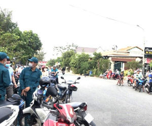 Vụ thi thể đầu gần lìa cổ ở Bình Dương: Tìm người đàn ông sống chung