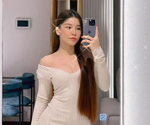 Bồ hơn tuổi mặc nóng bỏng, bị hỏi sốc về thủ môn Đặng Văn Lâm