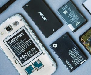 Pin rời có thể được EU mang trở lại với smartphone