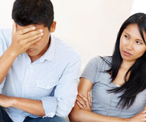 Vợ chồng tôi cãi nhau, chị gái nói một câu mà chúng tôi cúi mặt xấu hổ