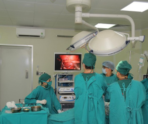 Hai bệnh nhân có phổi đông đặc, xơ hóa nghi do di chứng COVID-19